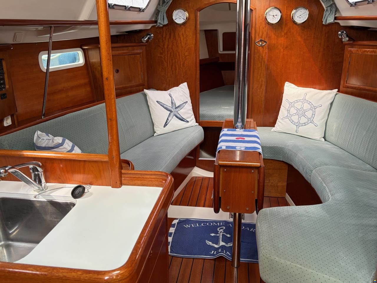 Beneteau Oceanis 331 10,40 x 3,5 x 1,65