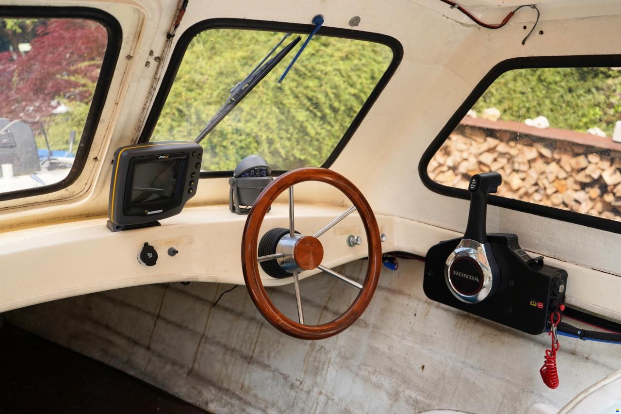 Abegglen 505 Halbkabinenboot