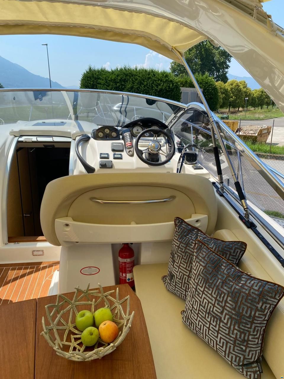 Cranchi Endurance 33