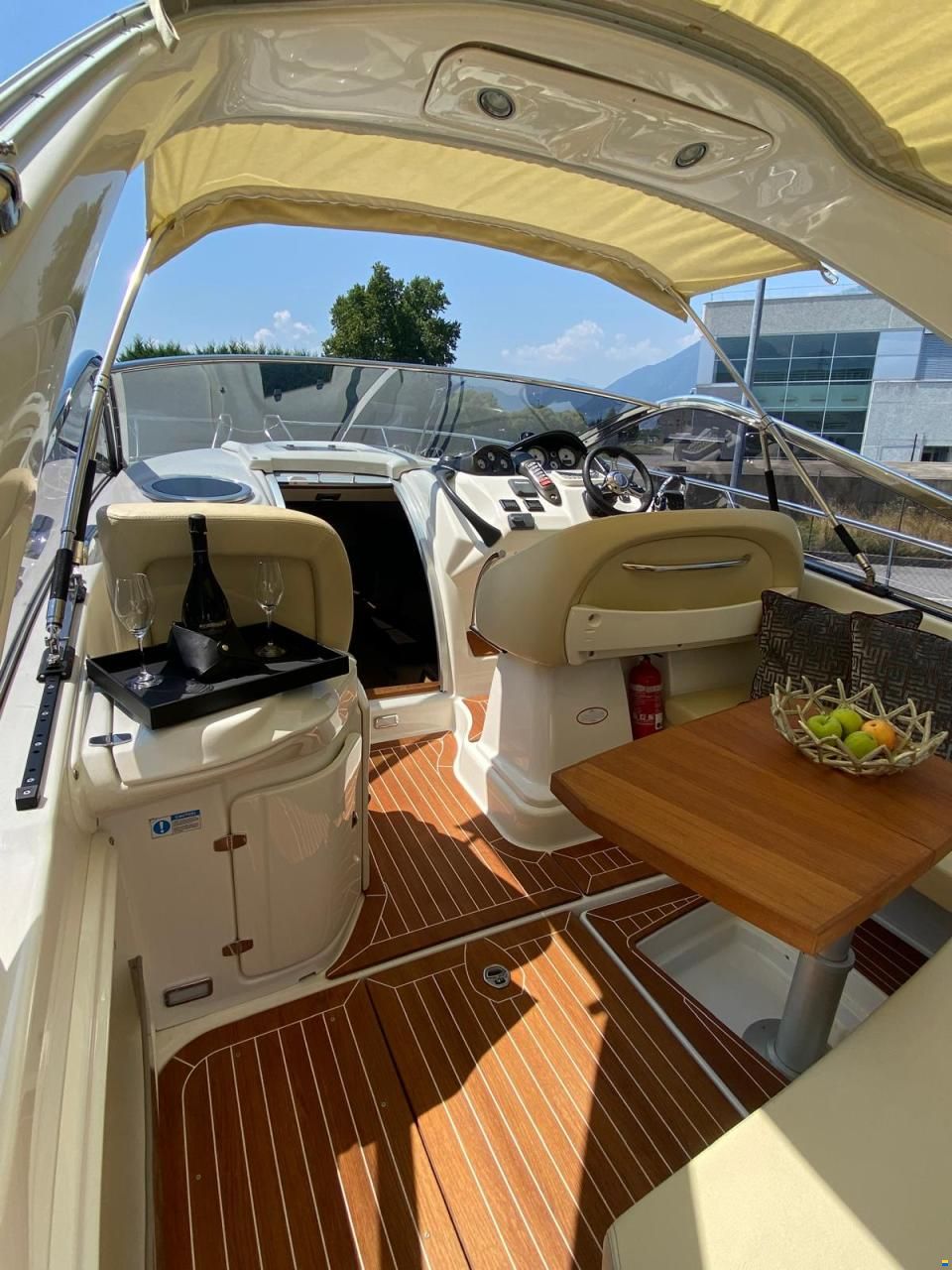 Cranchi Endurance 33