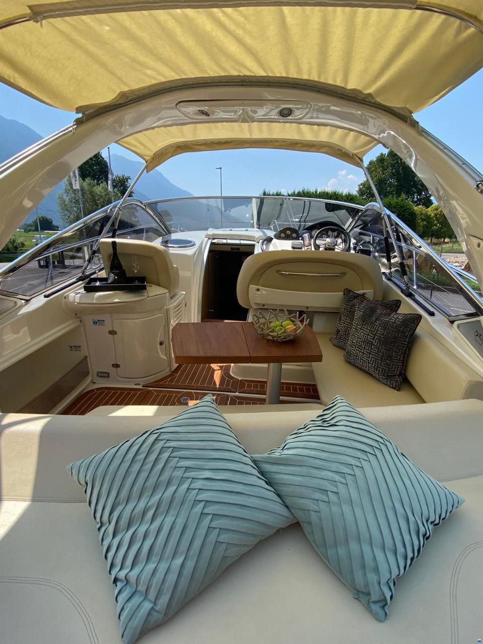 Cranchi Endurance 33