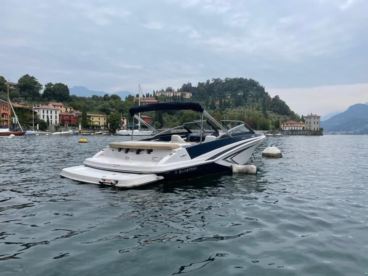 Glastron GT185