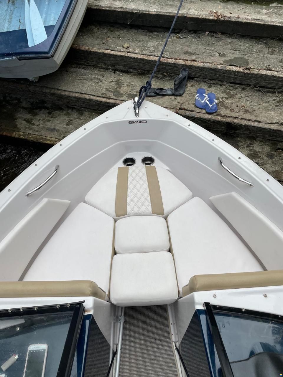 Glastron GT185