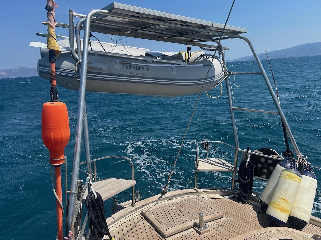 Hallberg-Rassy HR42E