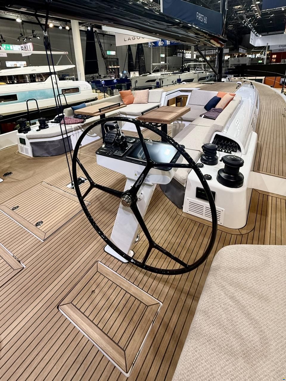 Beneteau First 60