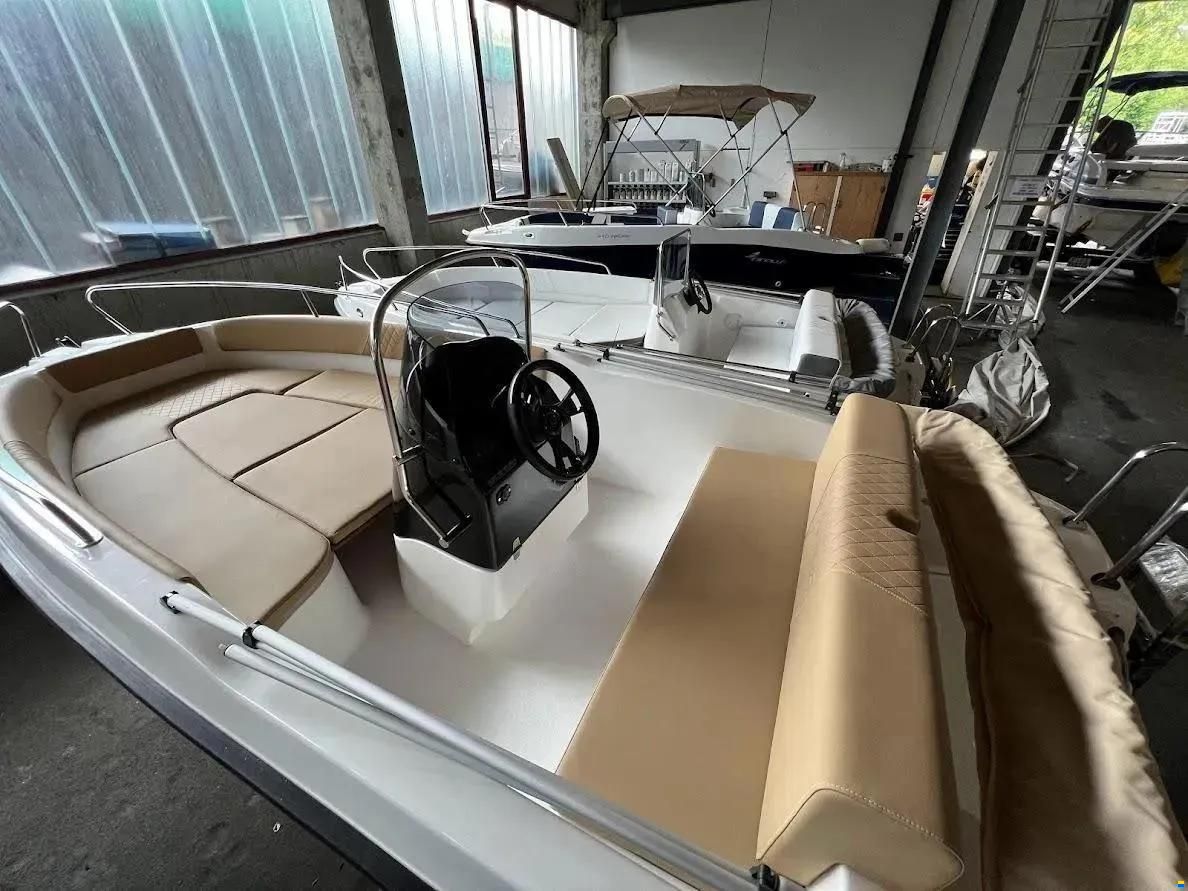 Nireus 490 Comfort