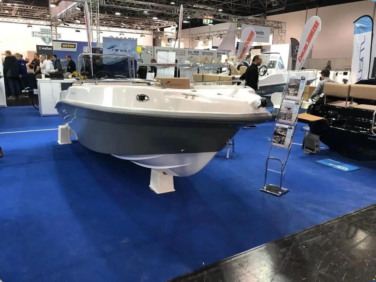 Nireus 490 Comfort