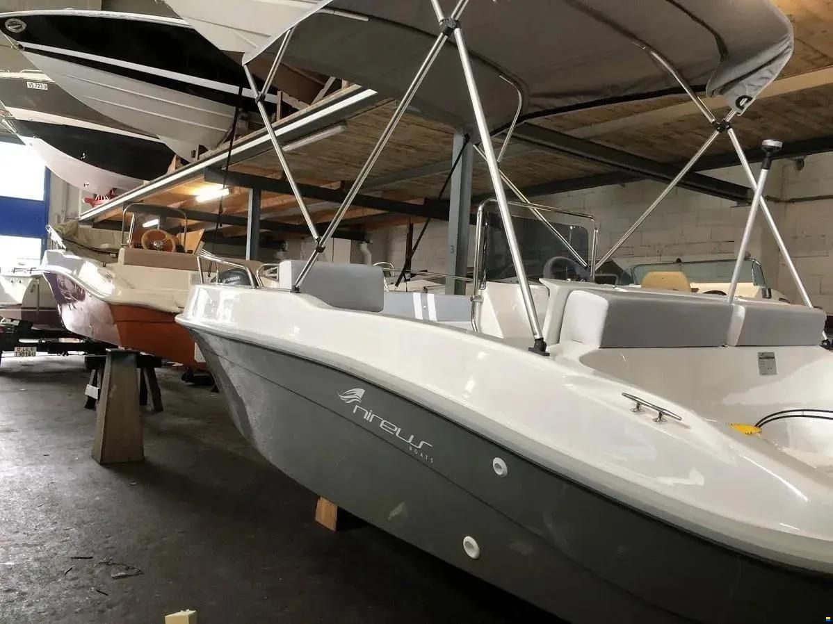 Nireus 490 Comfort