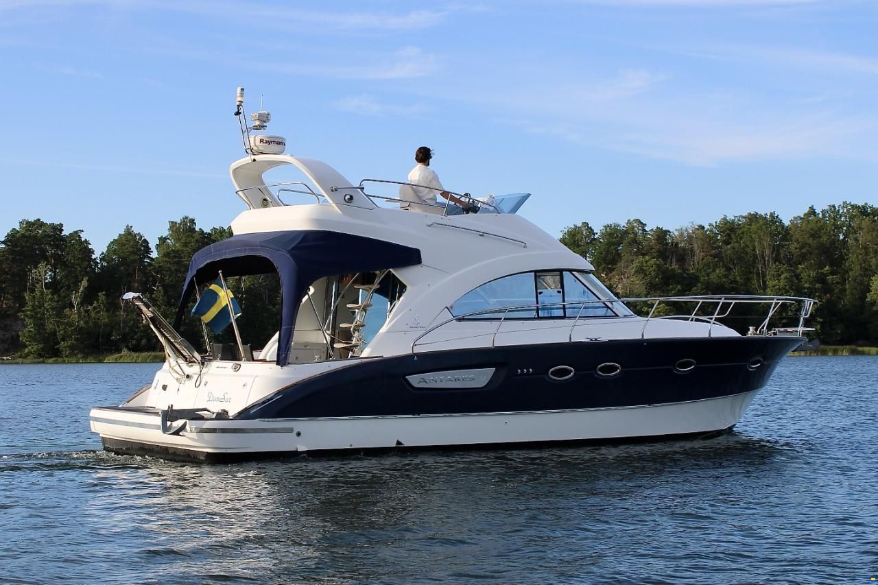 Beneteau Antares 12