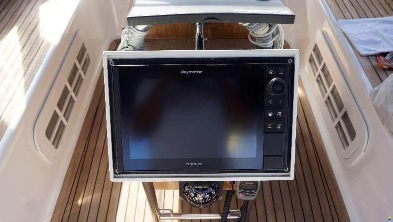 Hanse 540 E