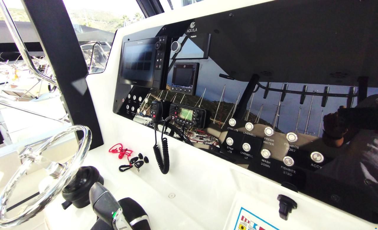 AQUILA 28
