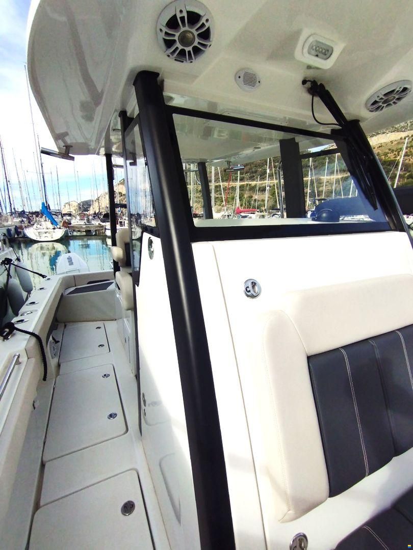AQUILA 28