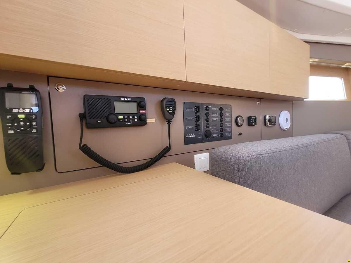 Beneteau Oceanis 35