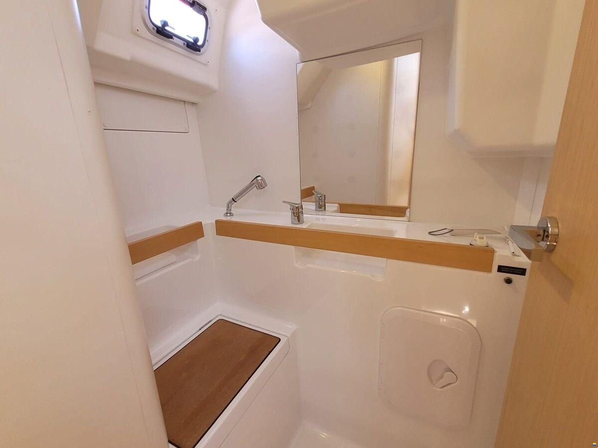 Beneteau Oceanis 35