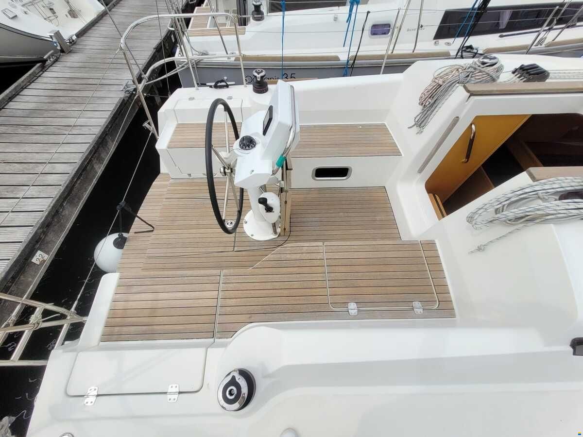 Jeanneau Sun Odyssey 319