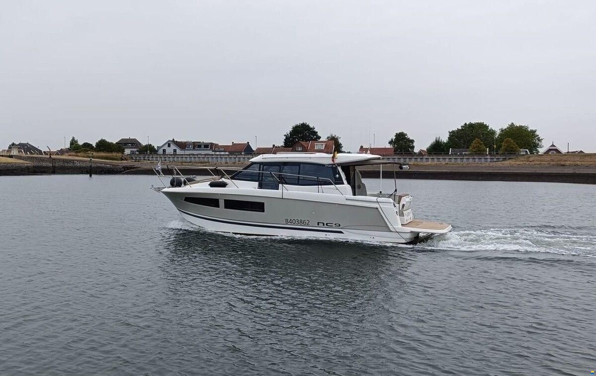 Jeanneau NC 9