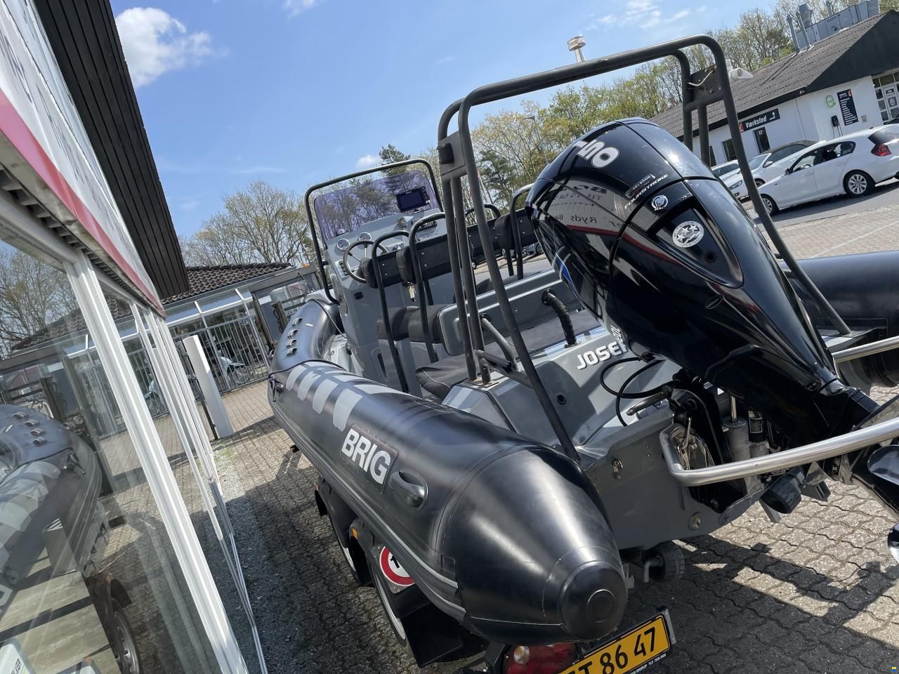 Brig Inflatable Boats 610 RIB med F150 Mercury-EFI SeaPro 3,0L