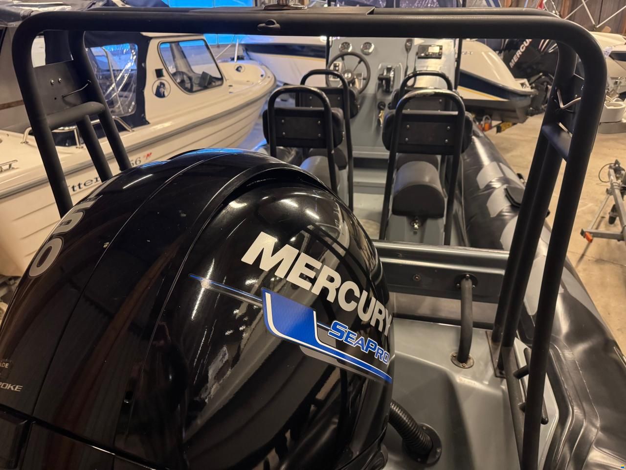 Brig Inflatable Boats 610 RIB med F150 Mercury-EFI SeaPro 3,0L