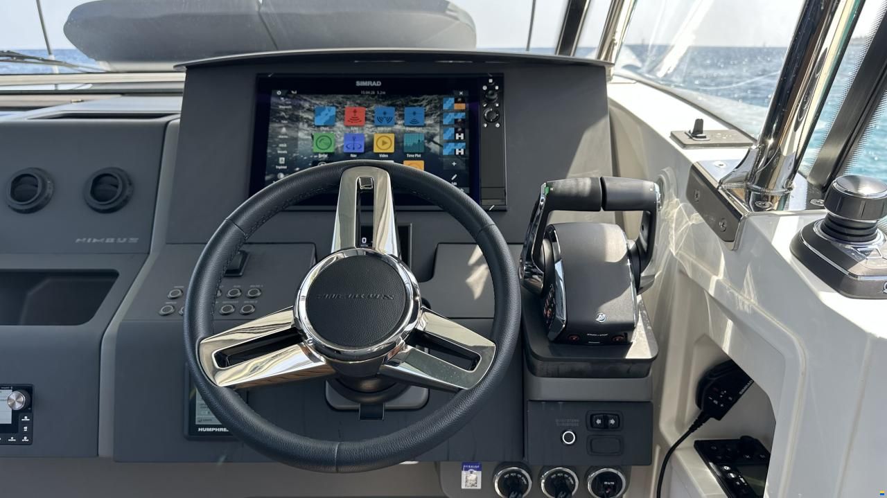 Nimbus W11