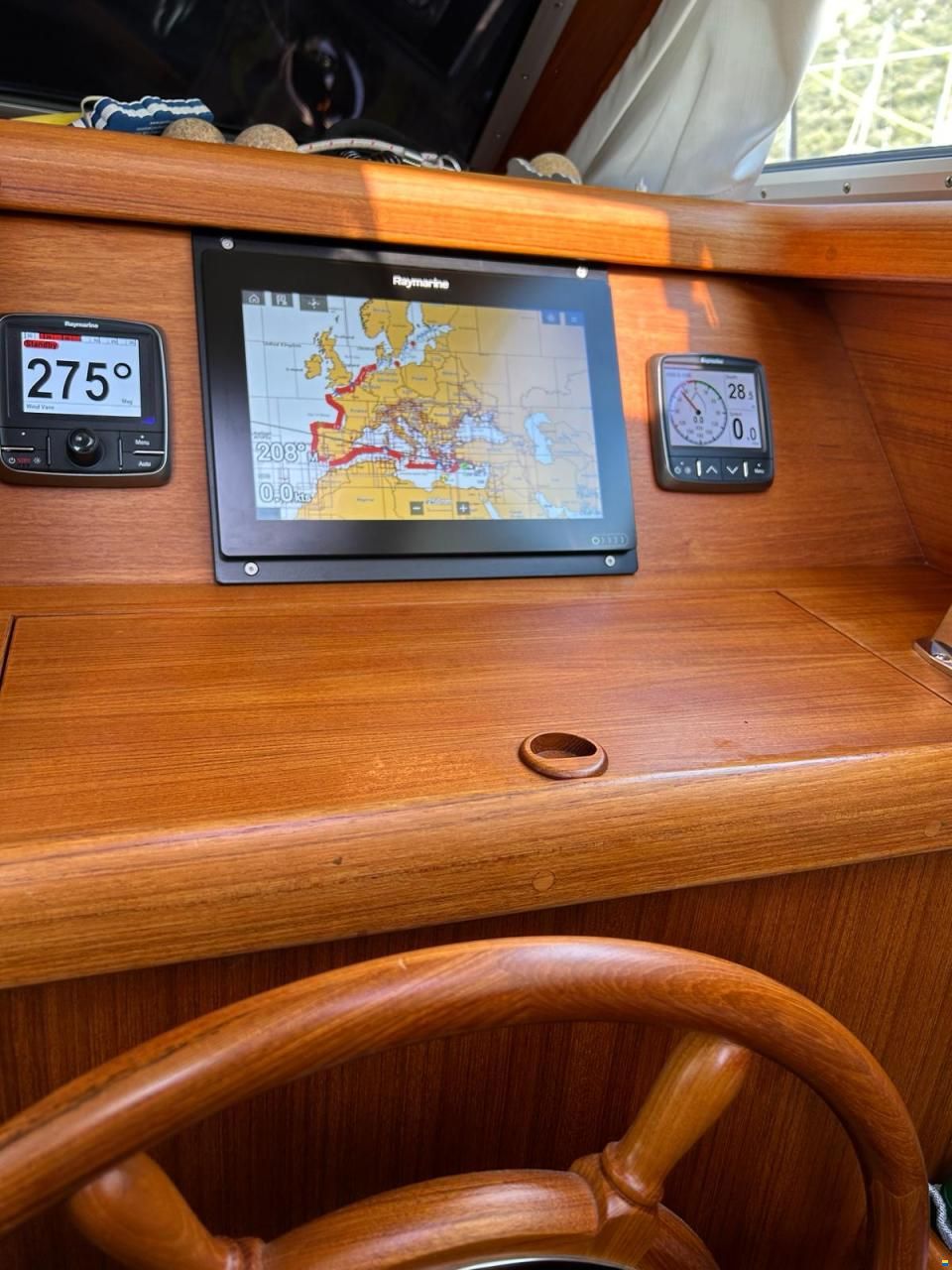 Nauticat 37