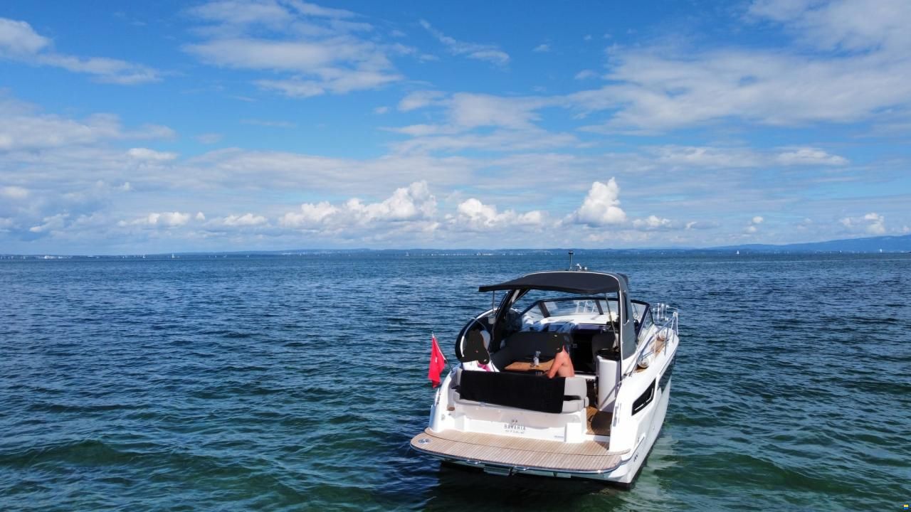 Bavaria S 30