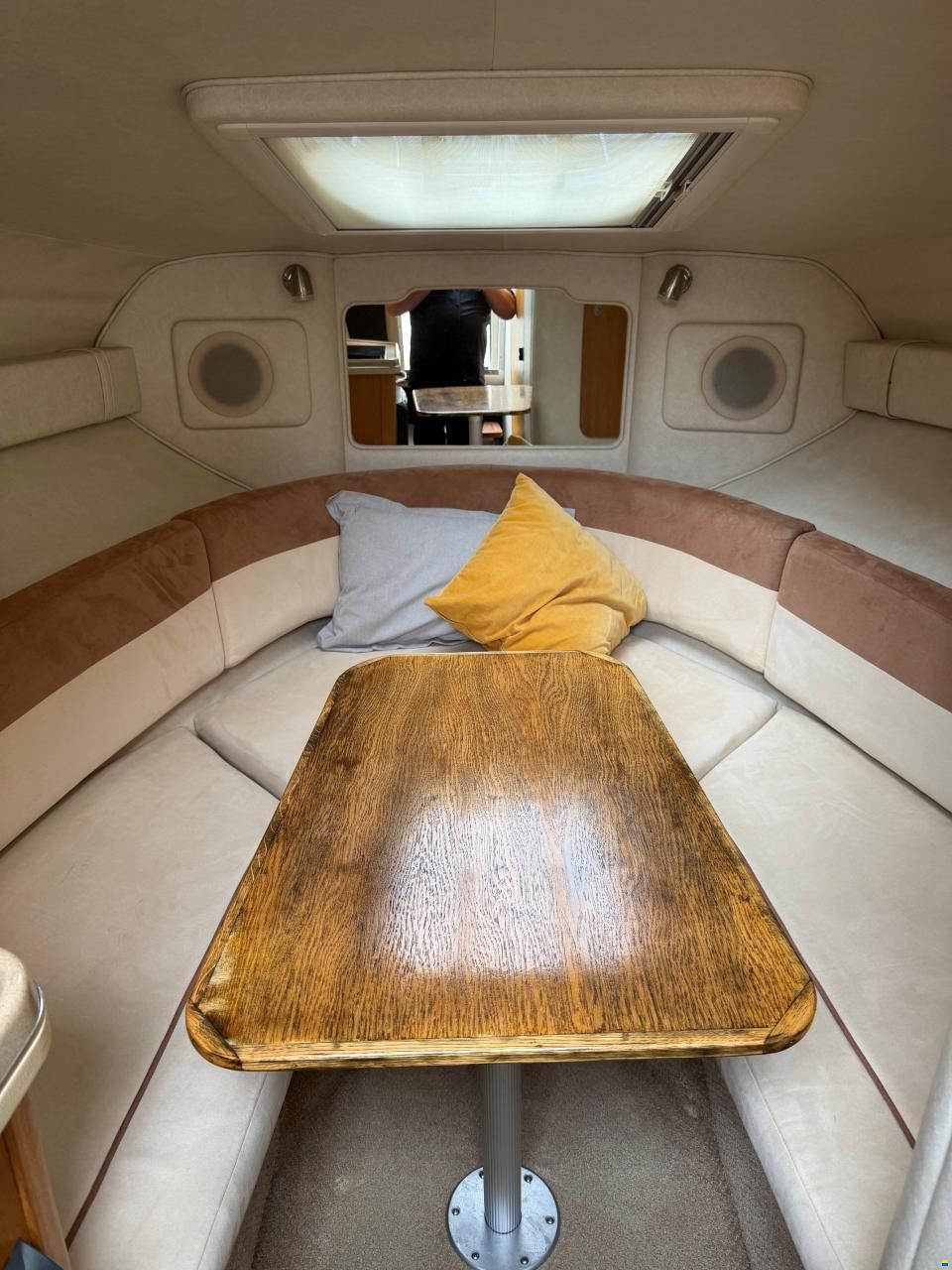Sea Ray 255 Sundancer