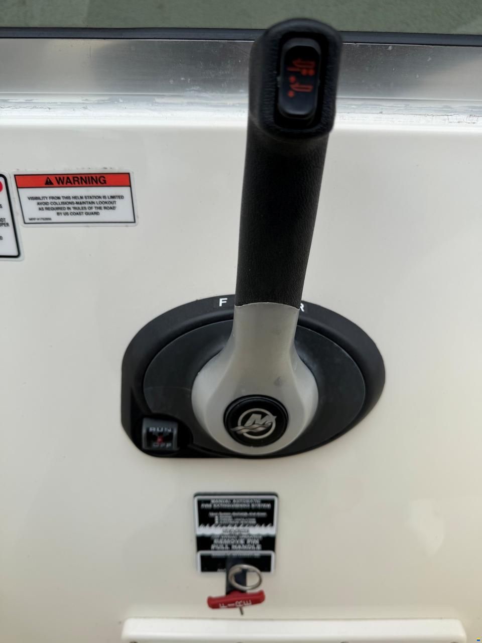 Sea Ray 255 Sundancer