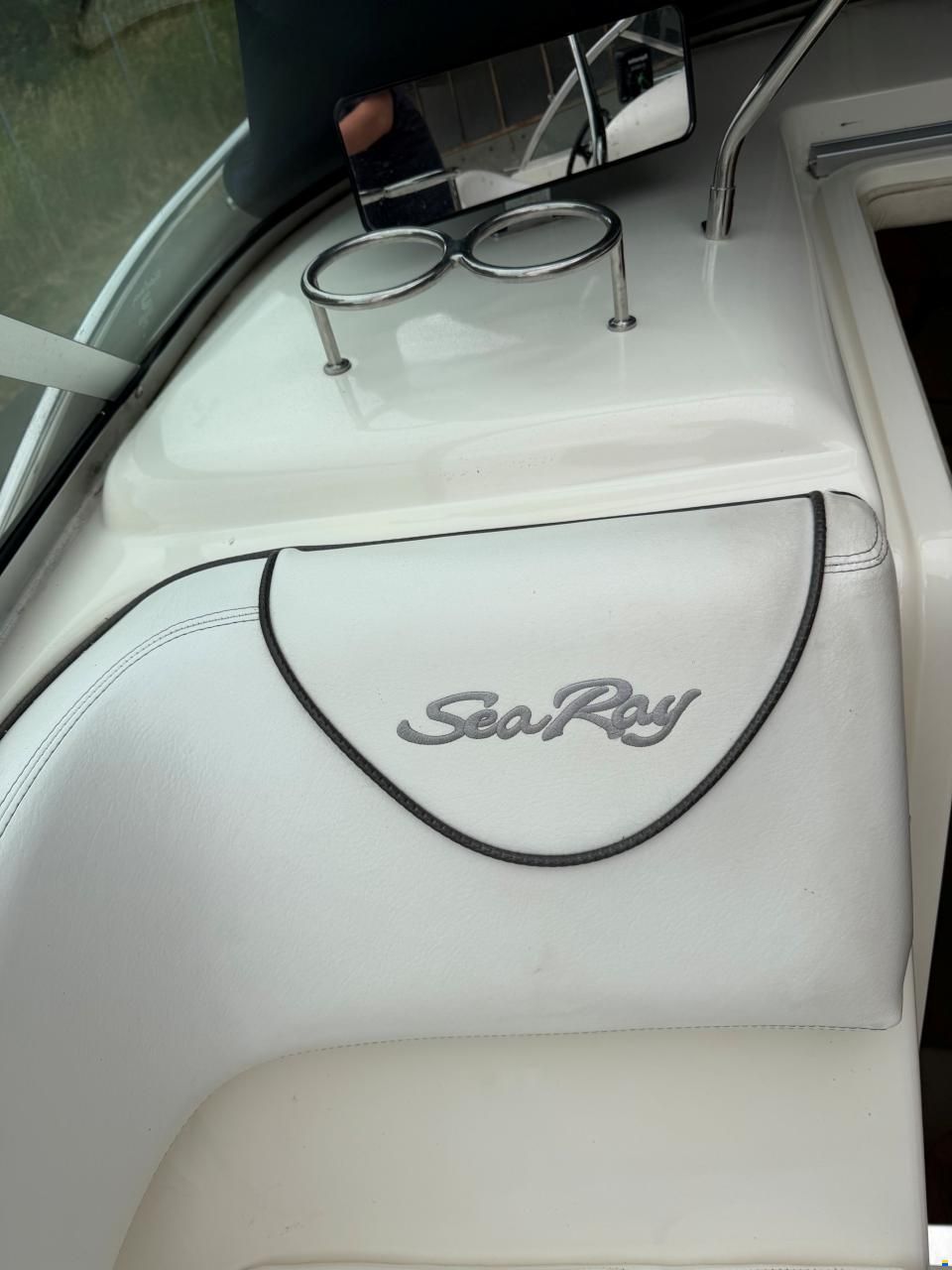 Sea Ray 255 Sundancer