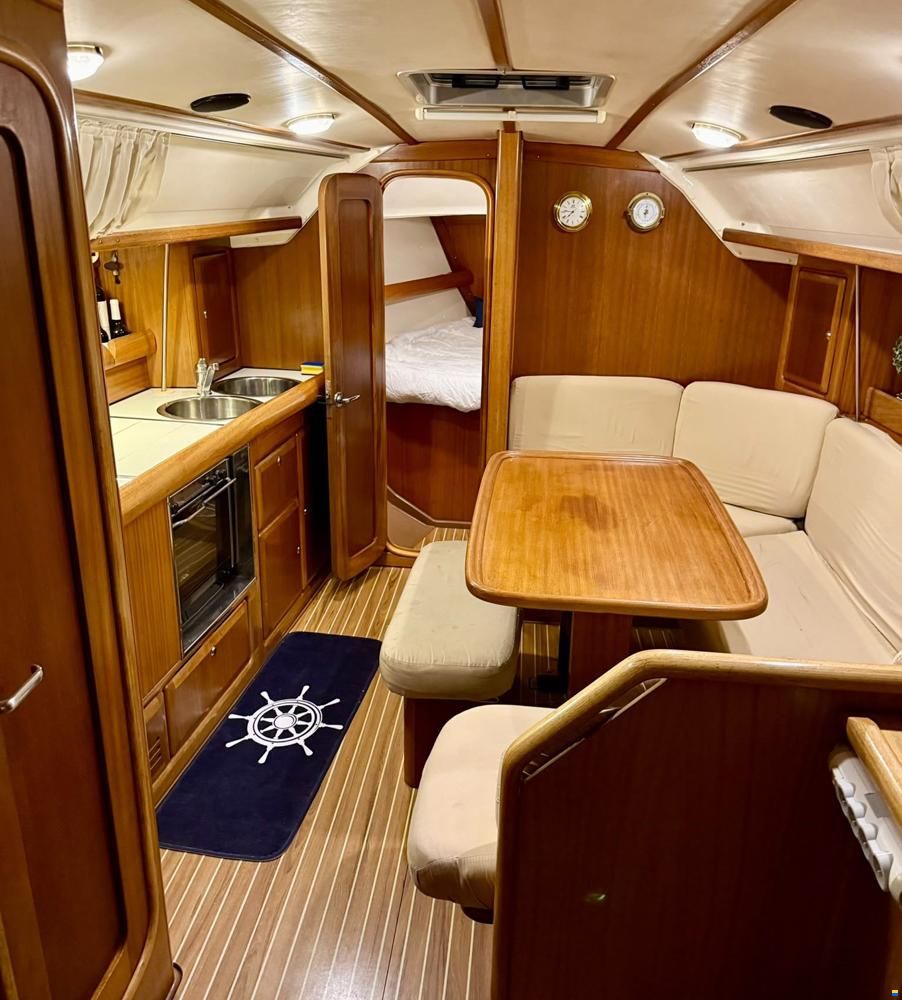 Bavaria 35 Holiday