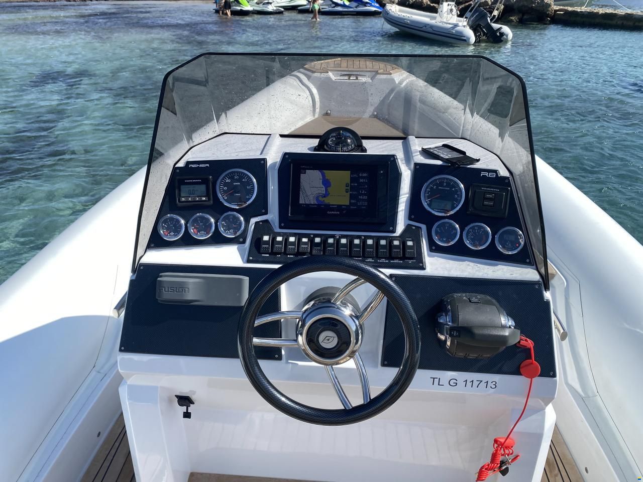 Renier R8