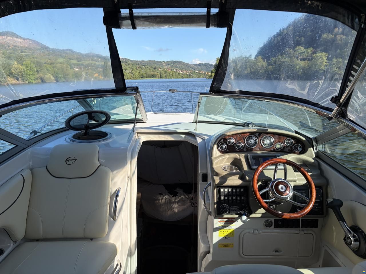 Crownline 280 CR