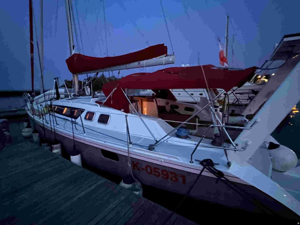 Alubat OVNI 445