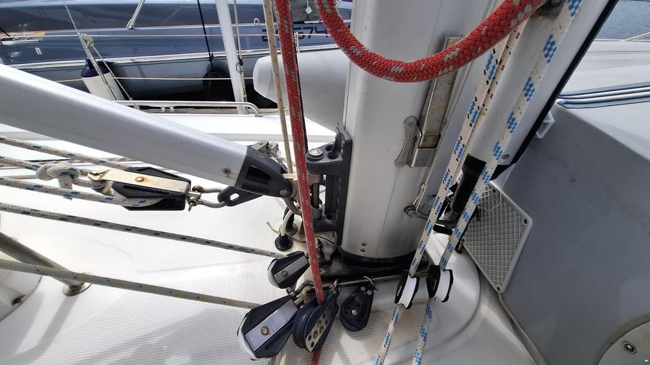 Bavaria 44