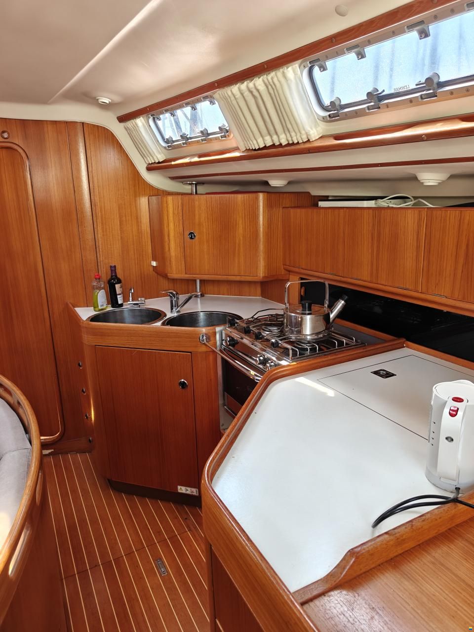 X-Yachts 442