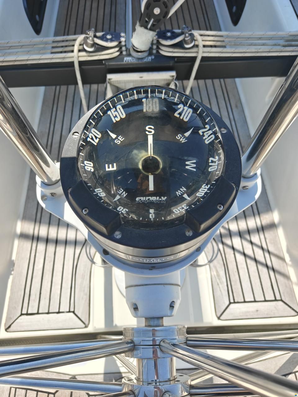 X-Yachts 442