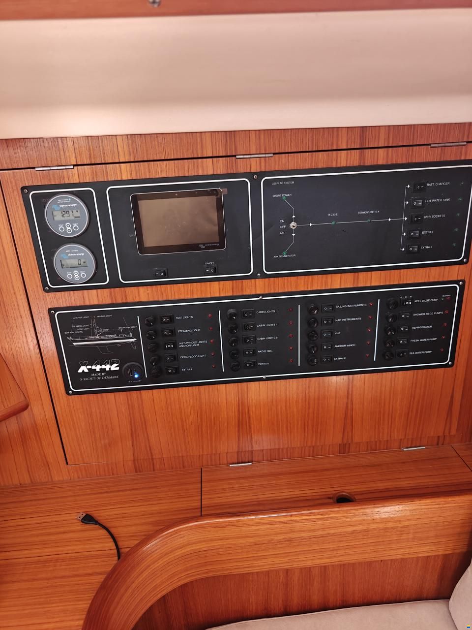 X-Yachts 442