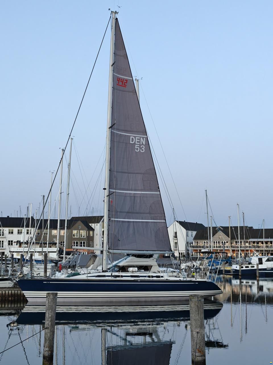 X-Yachts 442