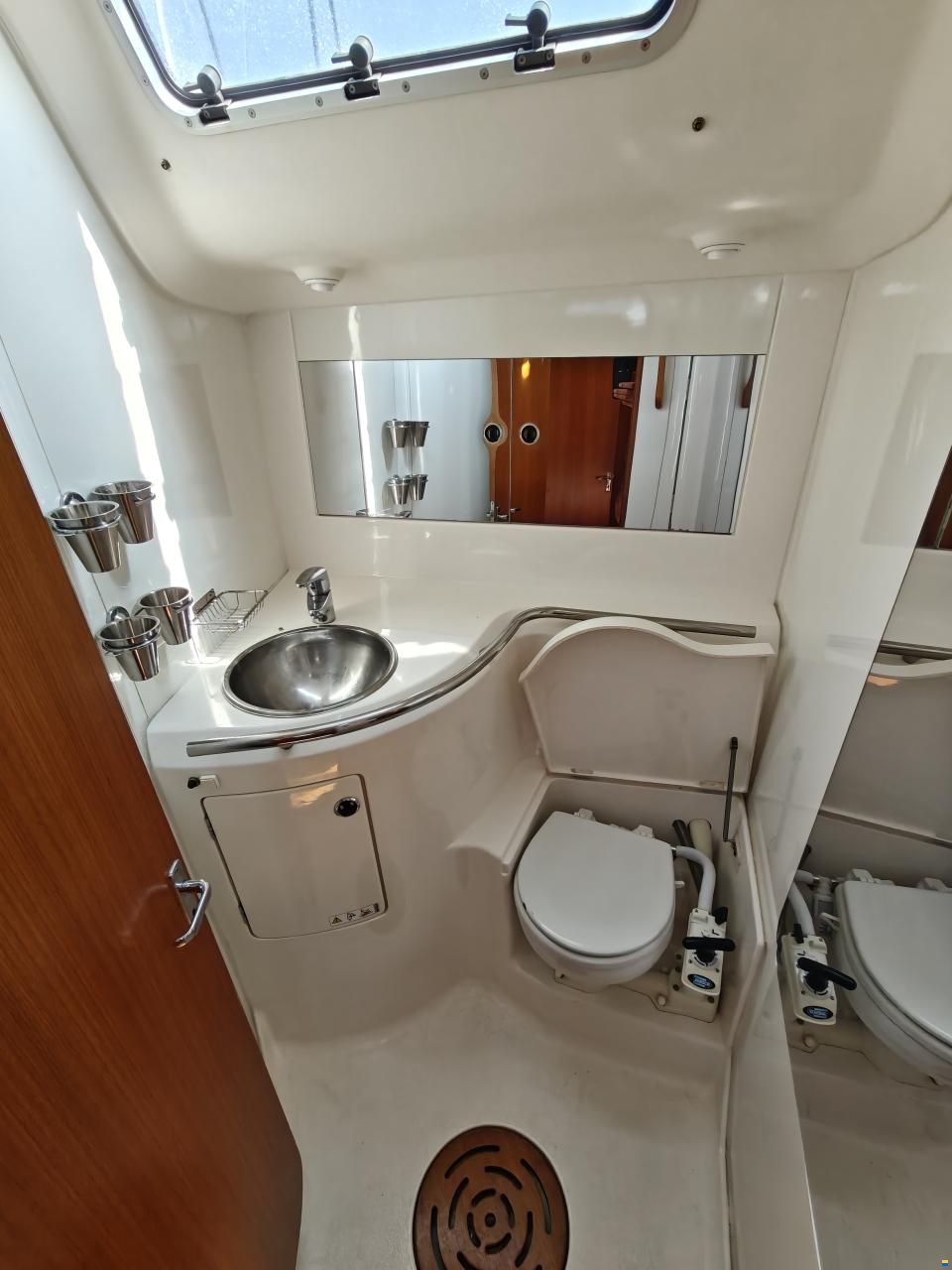X-Yachts 442