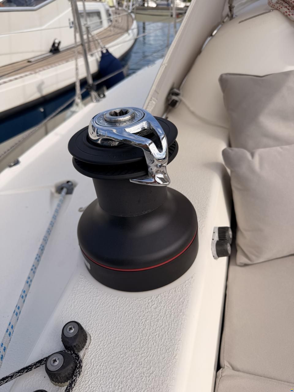 X-Yachts X-35