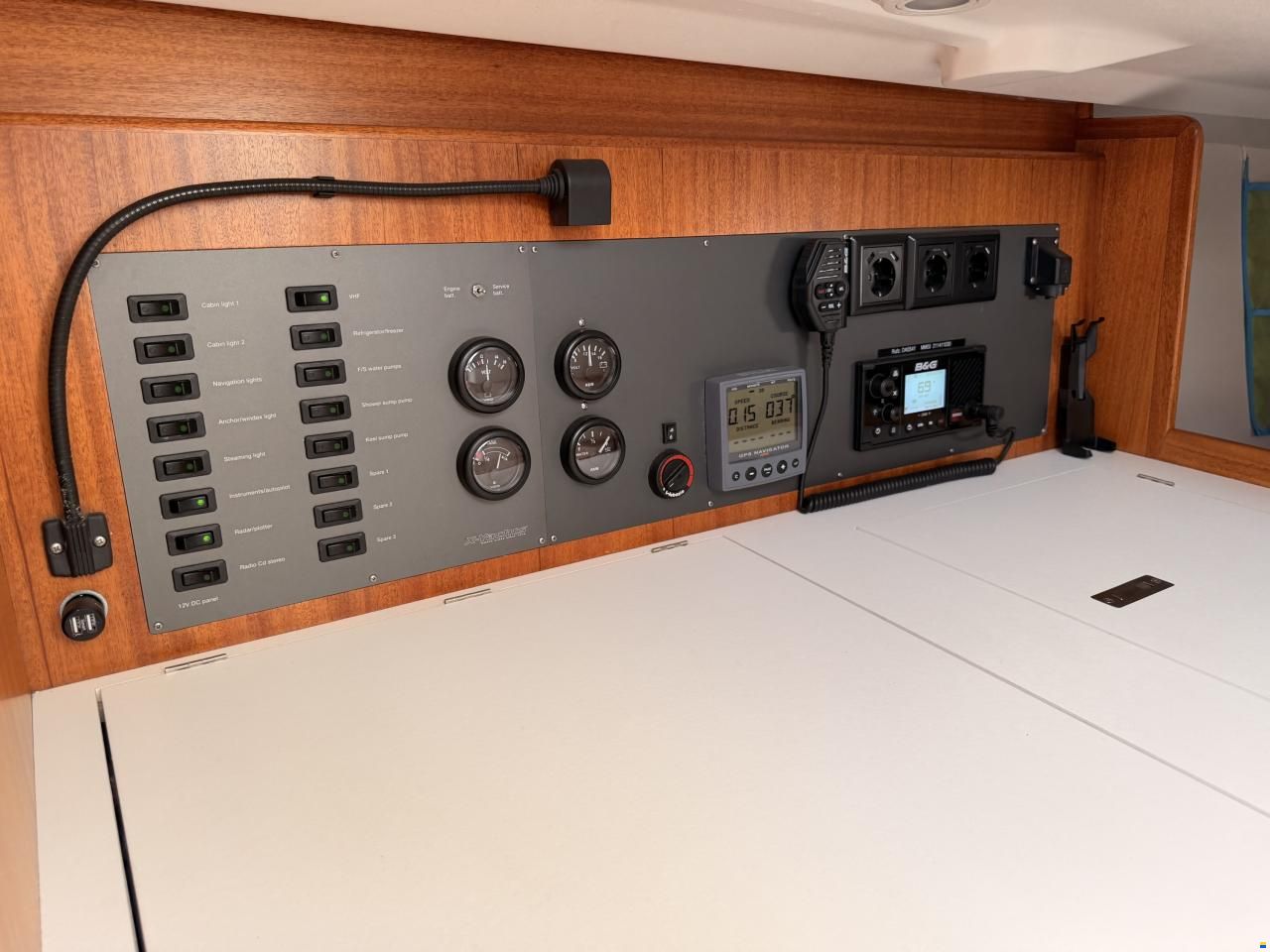 X-Yachts X-35