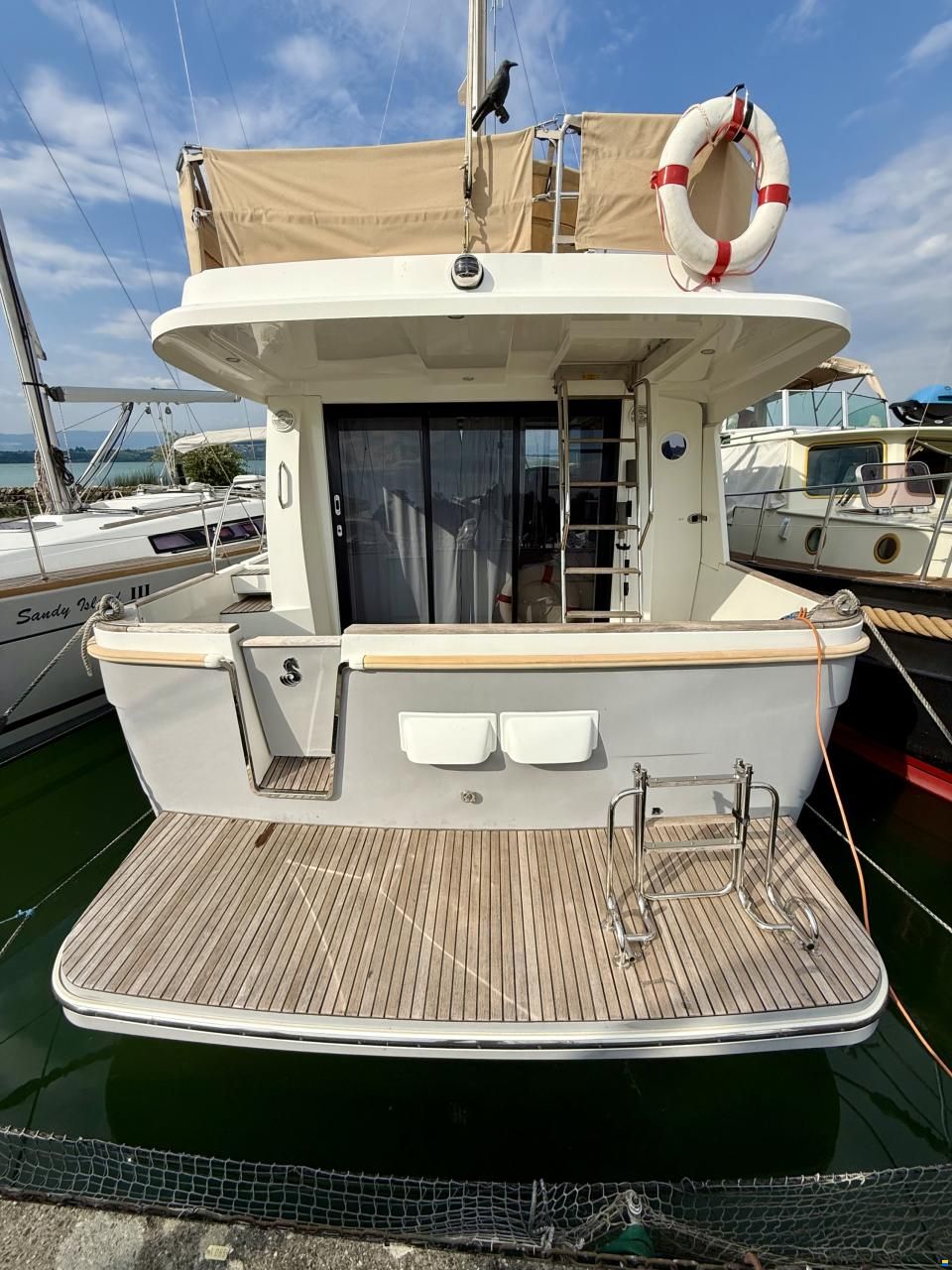 Beneteau SWIFT Trawler 34 fly