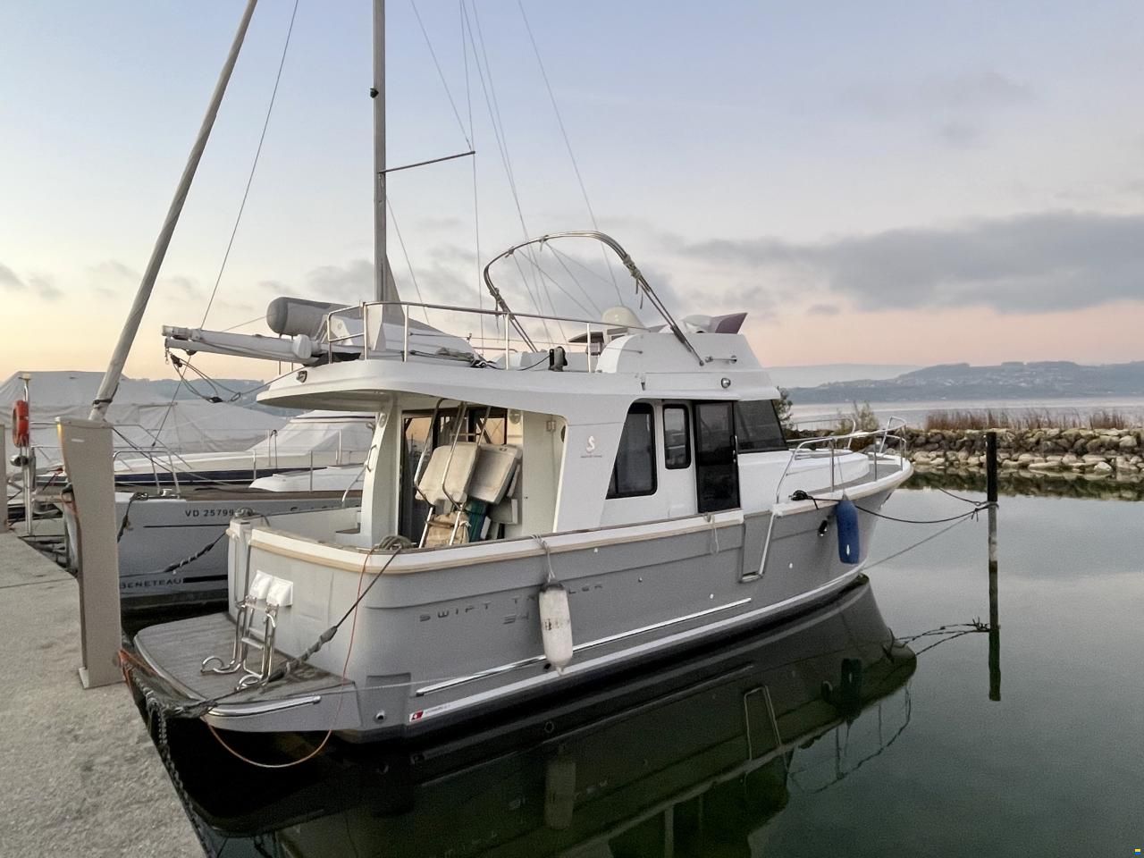 Beneteau SWIFT Trawler 34 fly
