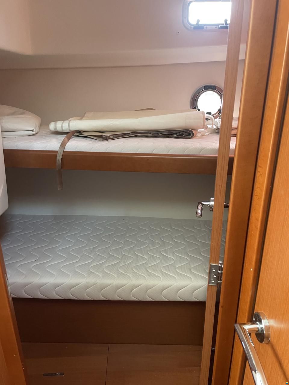 Beneteau SWIFT Trawler 34 fly