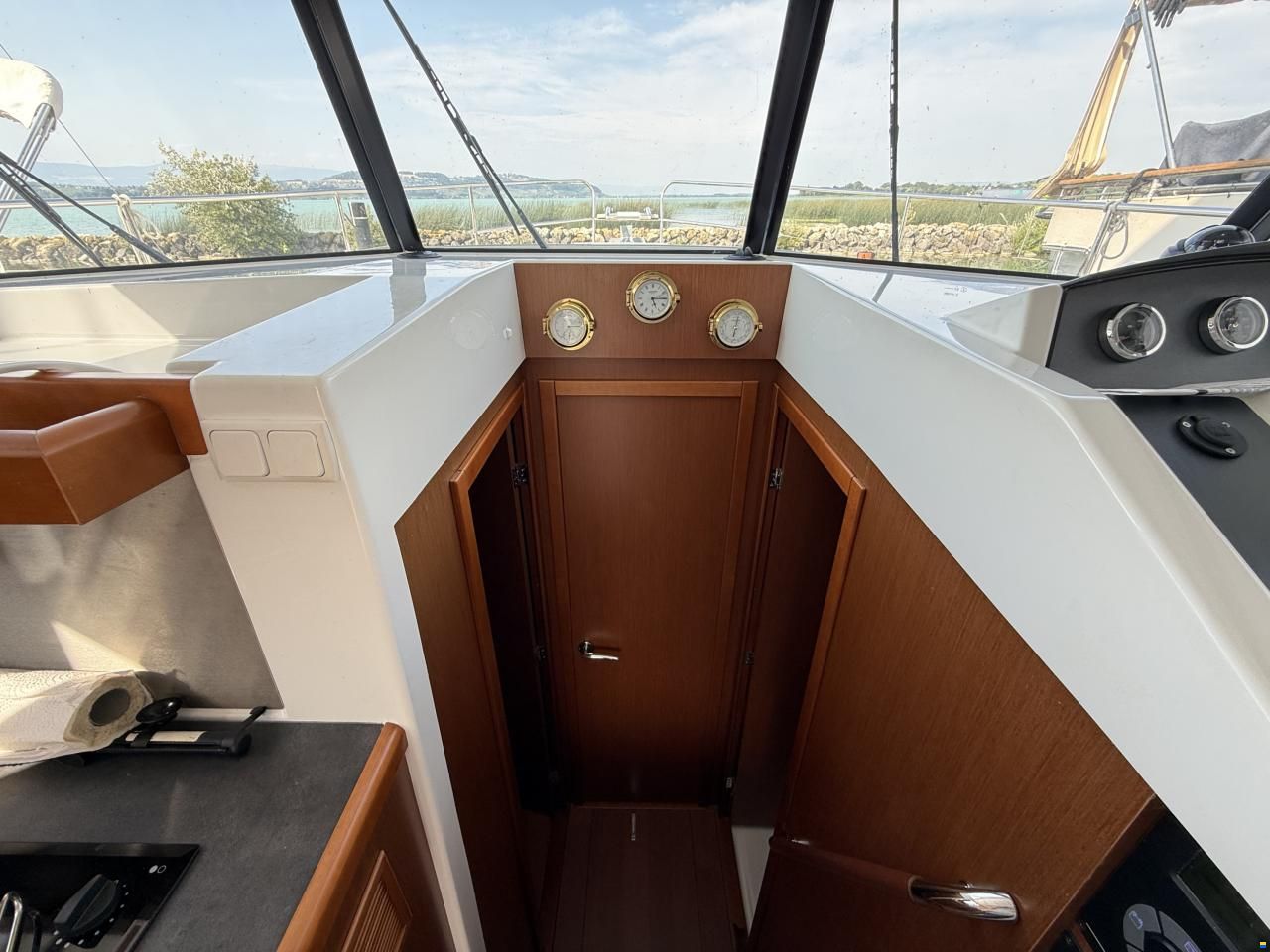 Beneteau SWIFT Trawler 34 fly