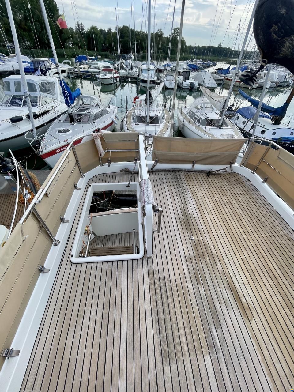 Beneteau SWIFT Trawler 34 fly