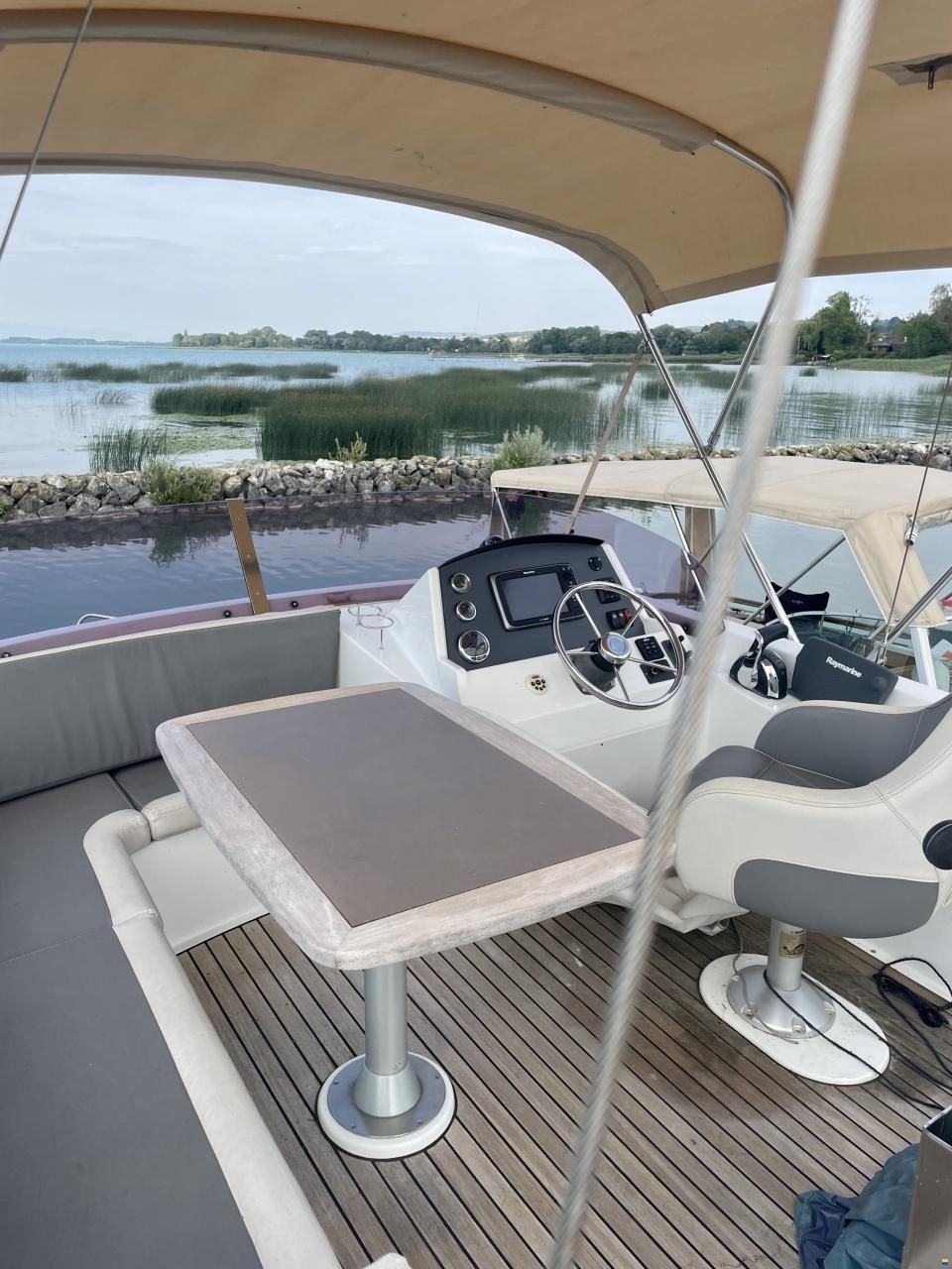 Beneteau SWIFT Trawler 34 fly
