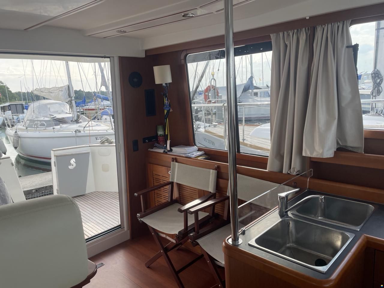 Beneteau SWIFT Trawler 34 fly