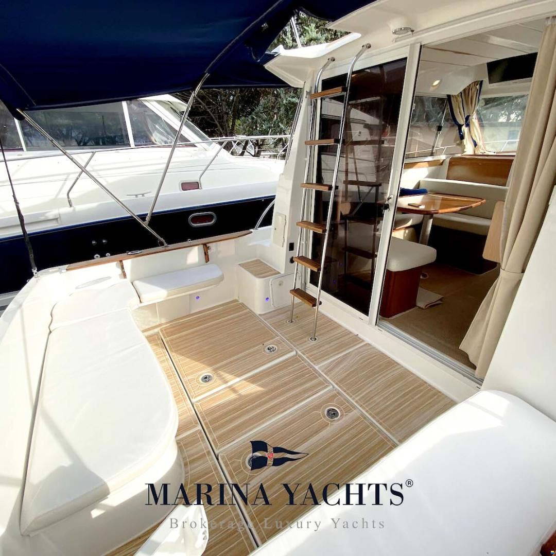 Beneteau Antares 9