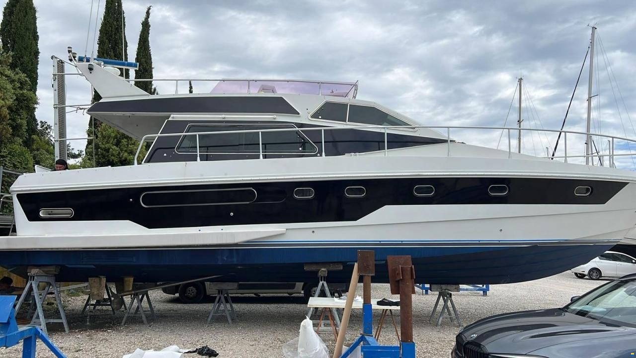 Ferretti Altura 44 S