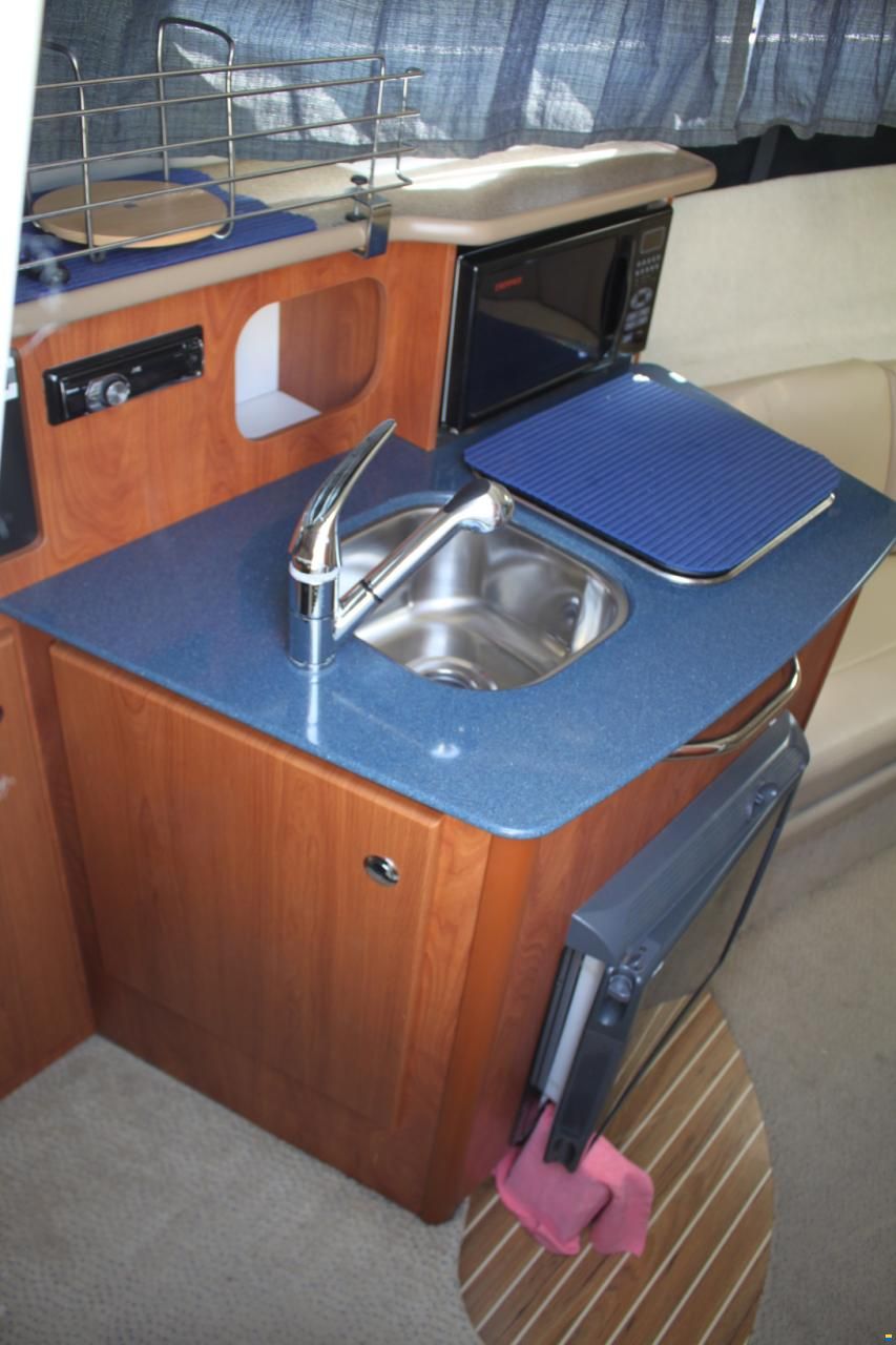 Bayliner 245 SB (Sunbridge)